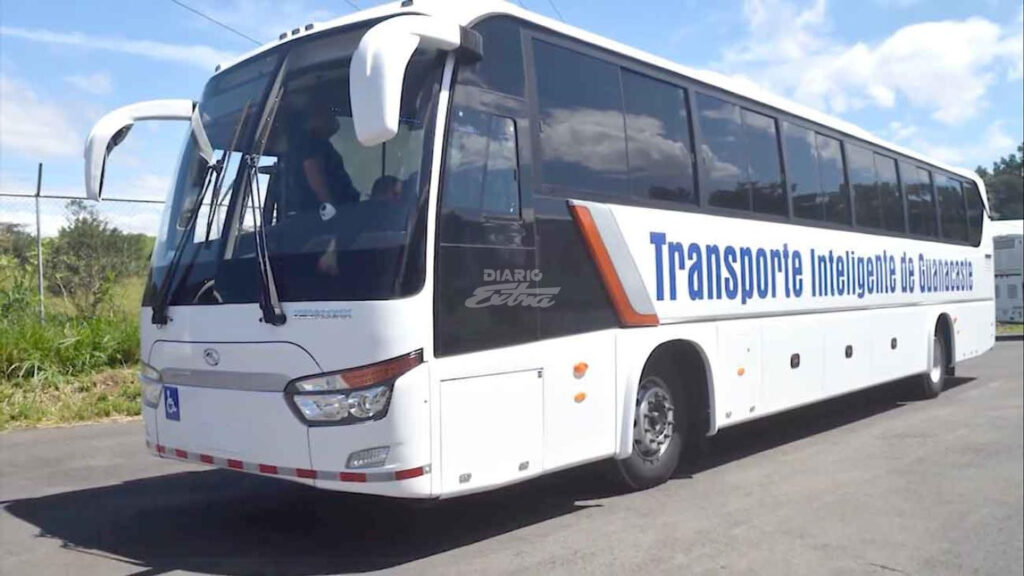 Horario de Buses a San Jose Desde Flamingo o Tamarindo
